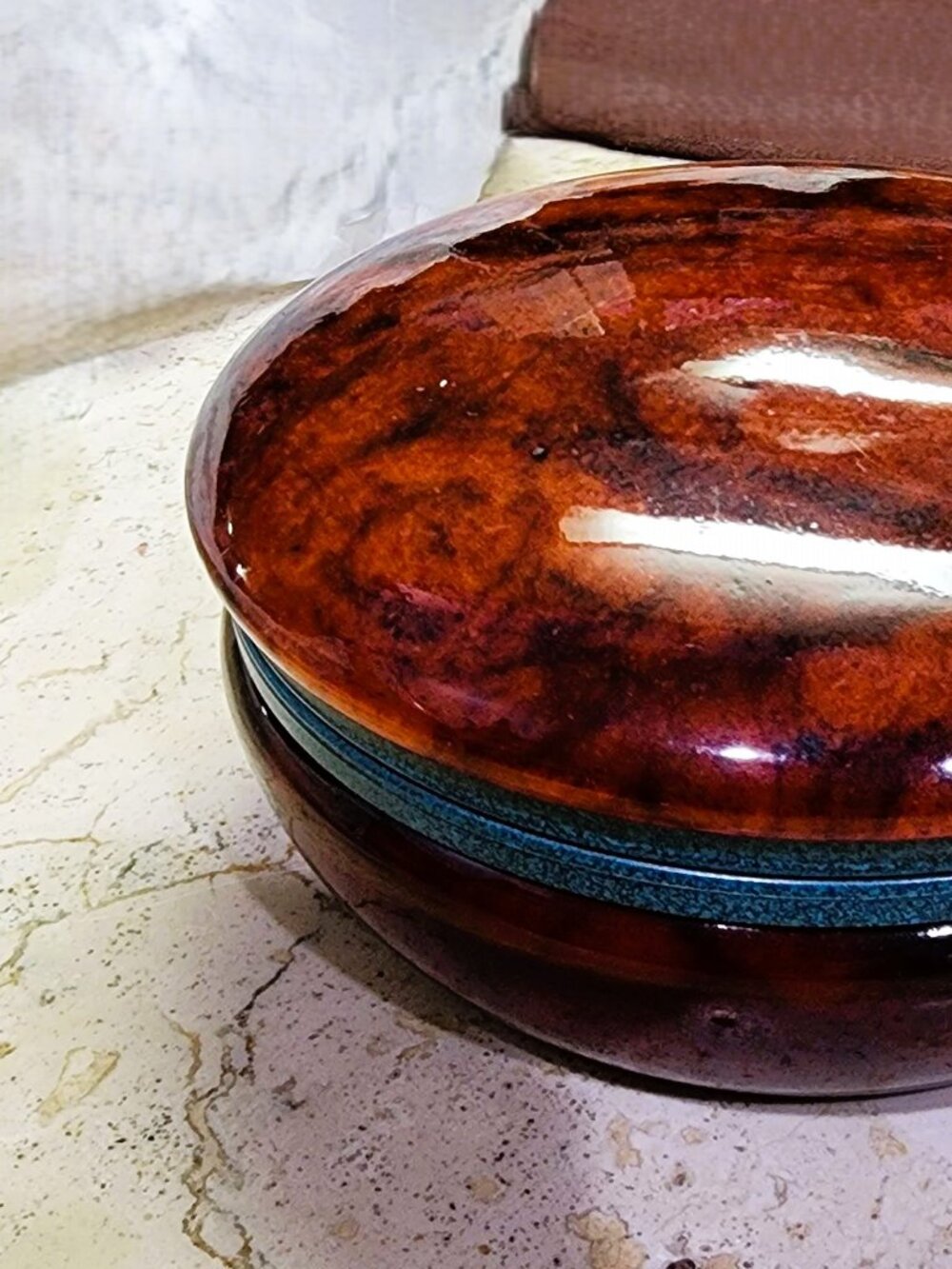 1970s Italian Alabaster Jewelry Box Sienna Amber Anodized Blue Metal Rim